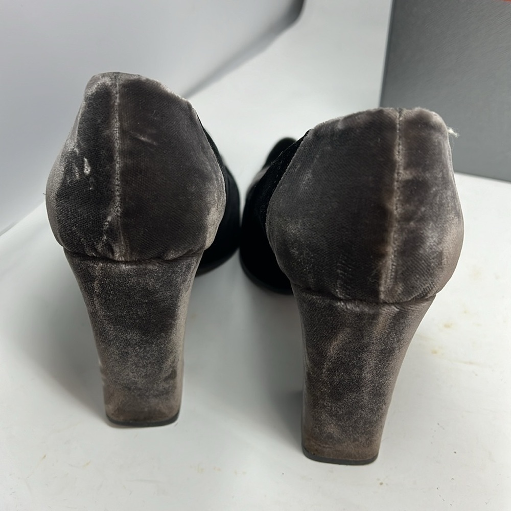 Prada Sz 40 US 10 Grey Crushed Velvet Pumps - Picture 15 of 16